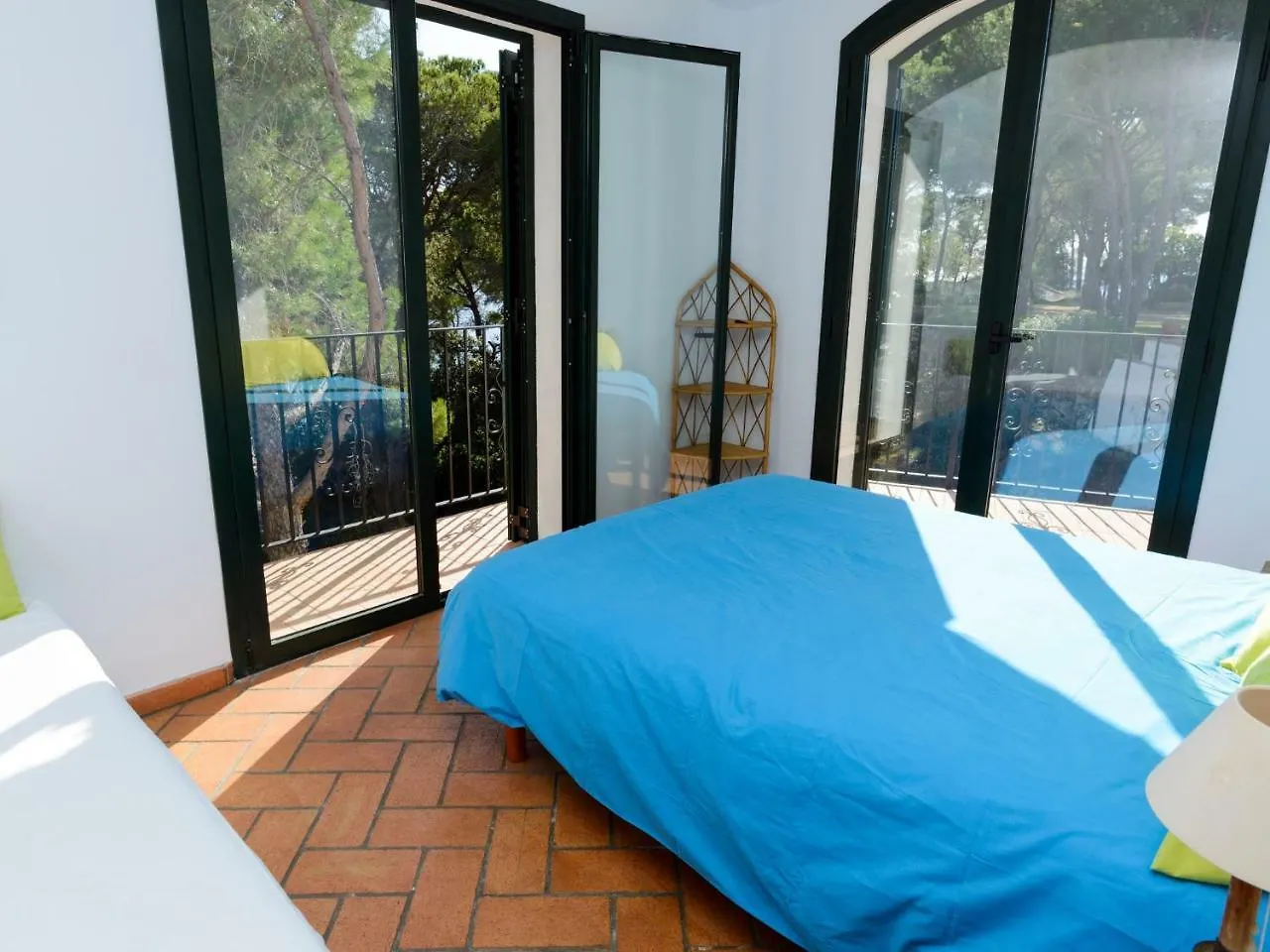 הוילה טוסה דה מאר Madronos By Danlux Invest 0*,  ספרד